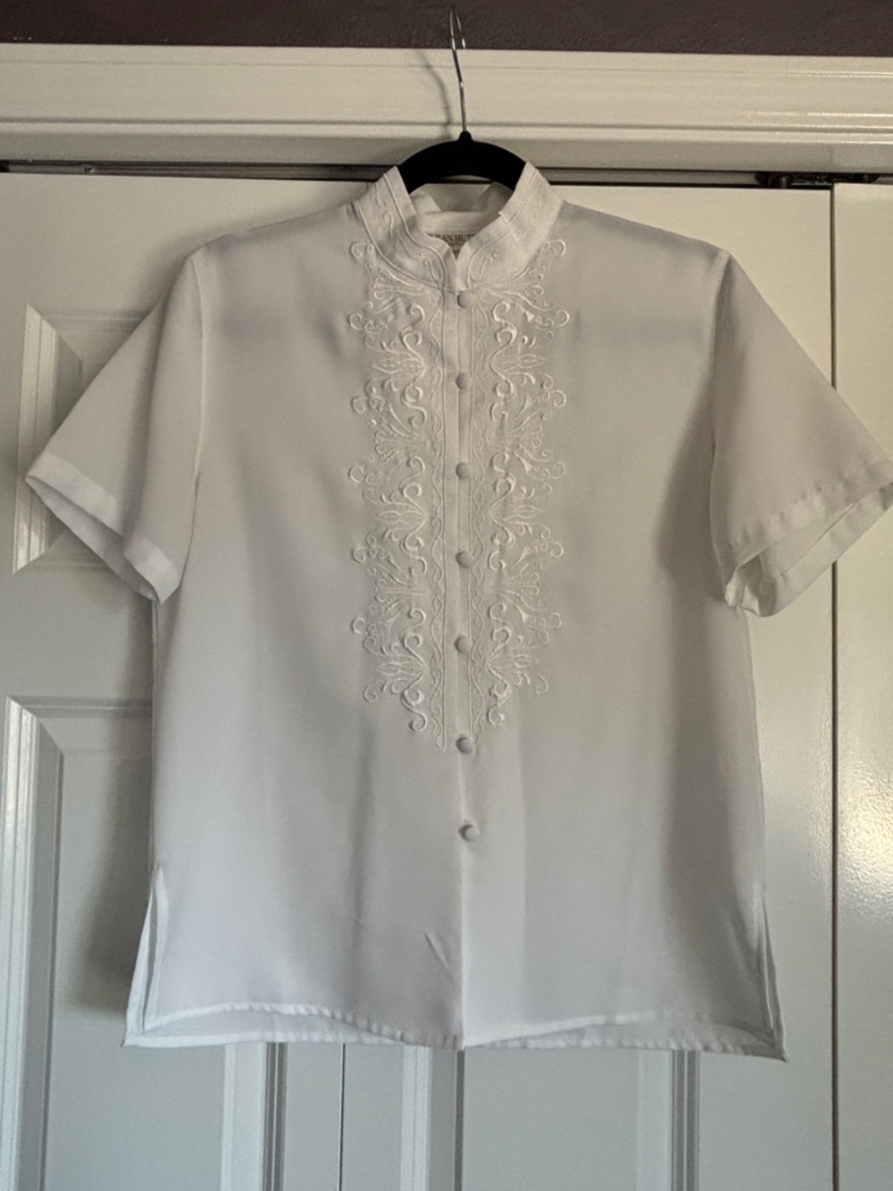 Classic White Embroidered Short-Sleeve Blouse